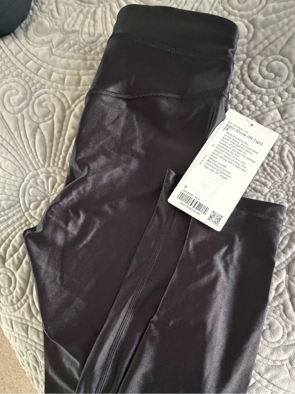 NEW Lululemon’s satin shine HE Tights 28” size 4